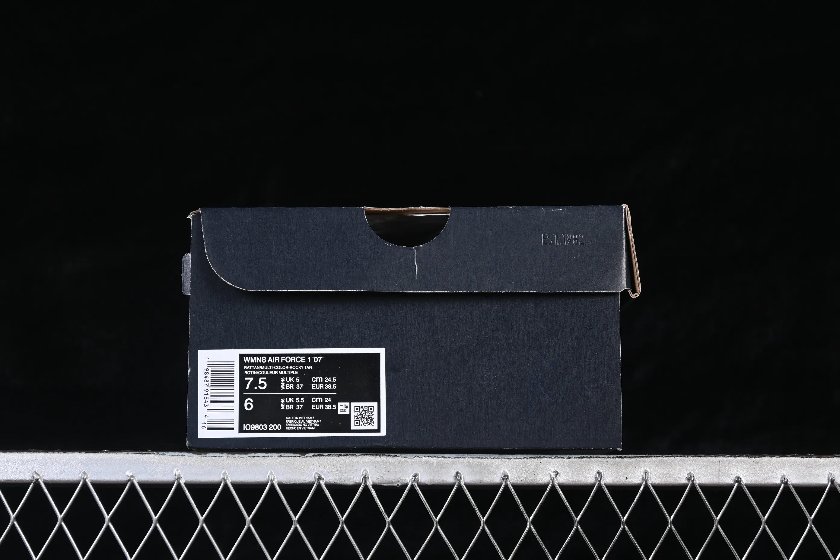 All categories Nk Air Force 1 Air Force series Nk Air Force 1 Low Air Force low-top Nike Air Force 1'07 Low Air Force 1 low-top casual sneakers IO9803-200